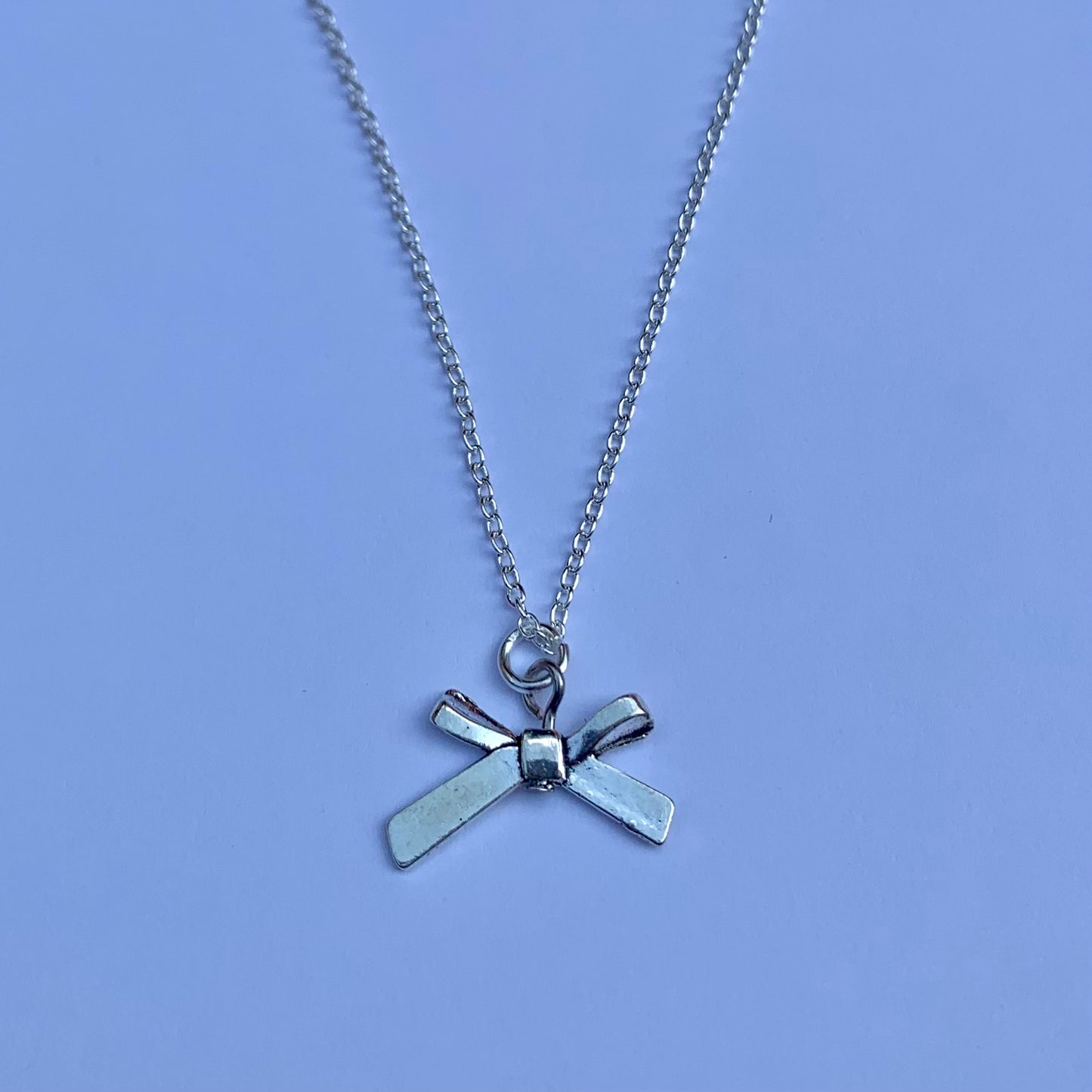 Bow Necklace